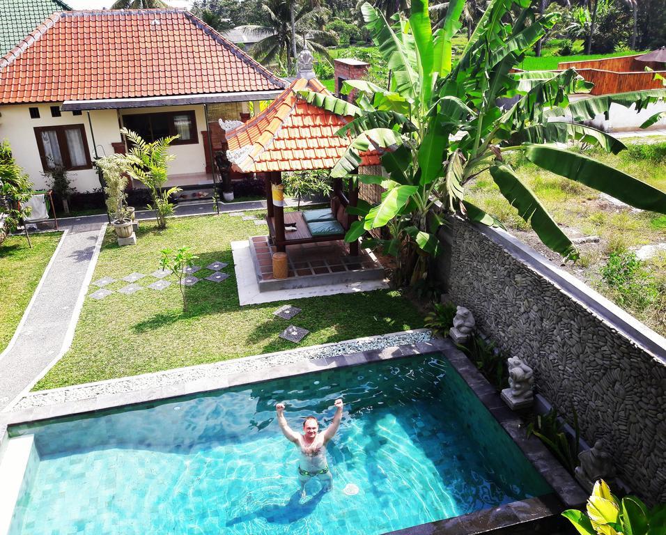 Umah Dangin Guest House Ubud  Exterior photo